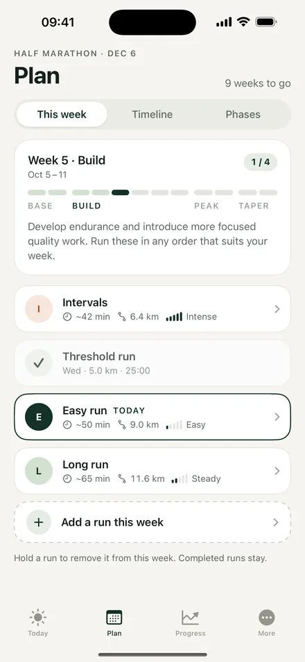 Plan screen: a half marathon plan in week 5 of the build phase, listing this week's intervals, threshold run, easy run and long run.